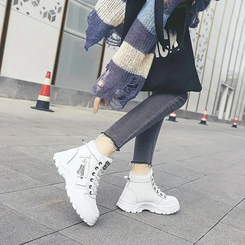 Warme Damen-Sneakerstiefeletten mit Plüschfutter – Ansicht 11
