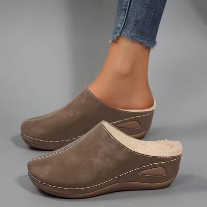 Warme ergonomisch geformte Damen-Winterpantoffeln – Ansicht 2