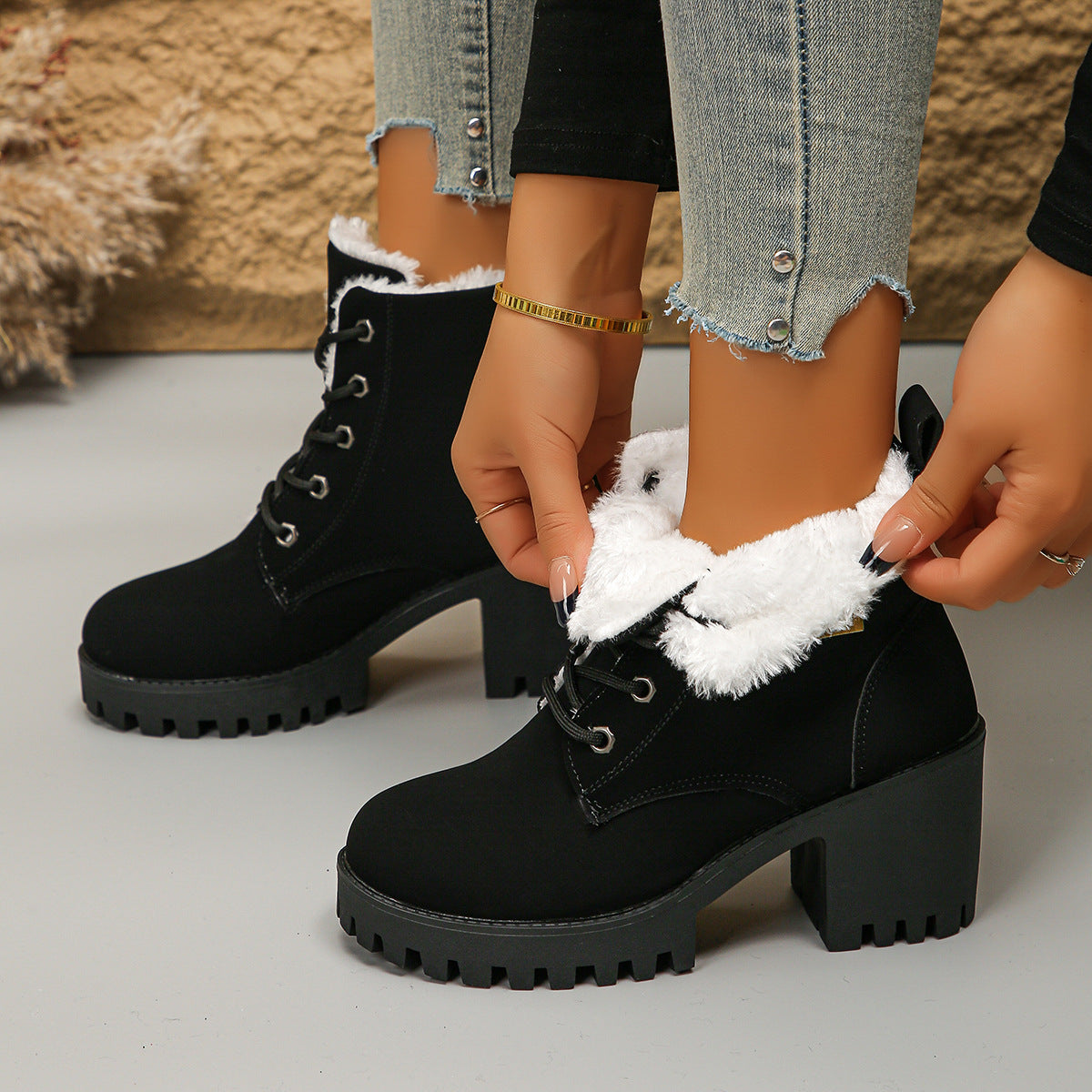 Elegante warme Damen-Stiefeletten mit Blockabsatz – Ansicht 2