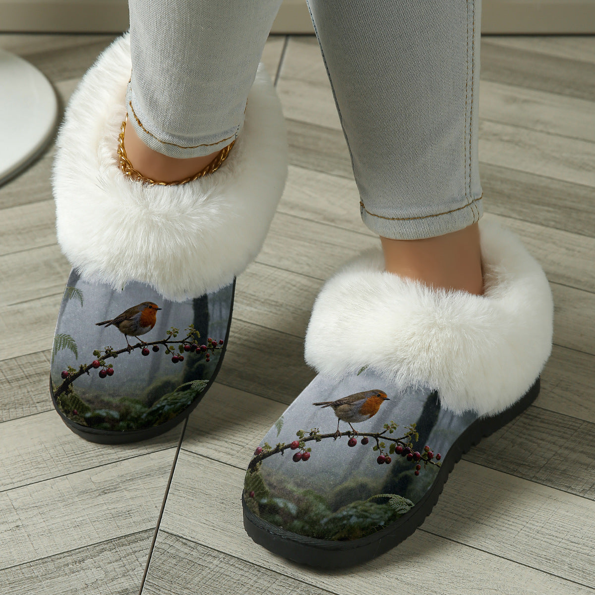 Flauschige Damen-Hausschuhstiefel mit Rotkehlchenmotiv – Ansicht 1