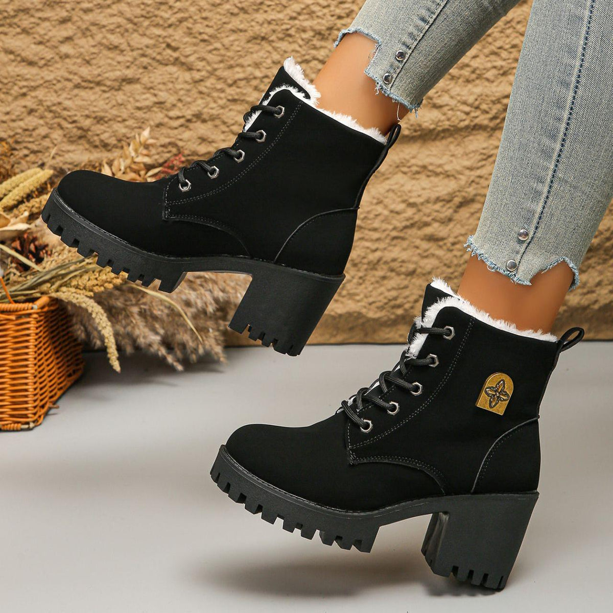 Elegante warme Damen-Stiefeletten mit Blockabsatz – Ansicht 7