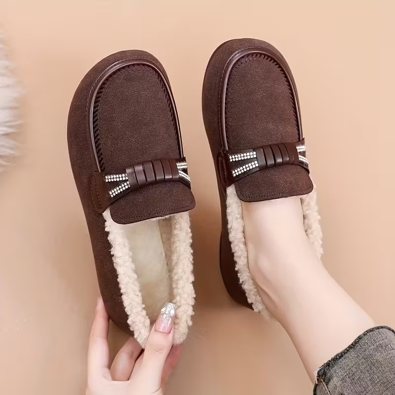 Damen-Winterschuhe mit Schleife und Strassdetails – Ansicht 7
