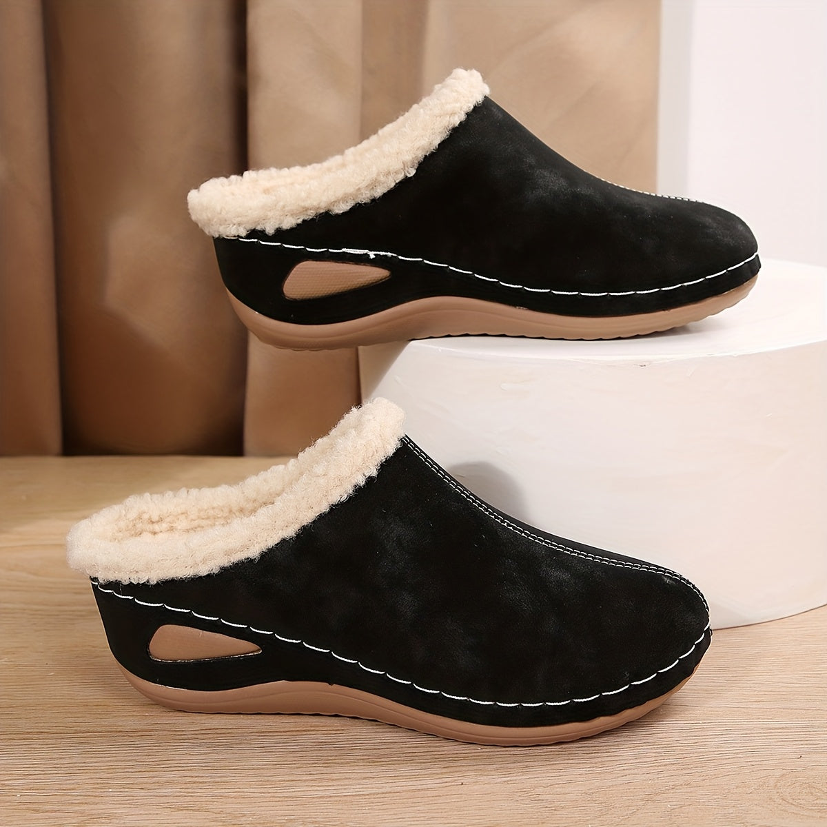 Warme Damen-Slipper mit Plateausohle – Ansicht 13