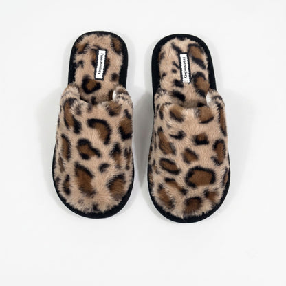 Flauschige Damen-Pantoletten mit Leopardenmuster – Ansicht 6