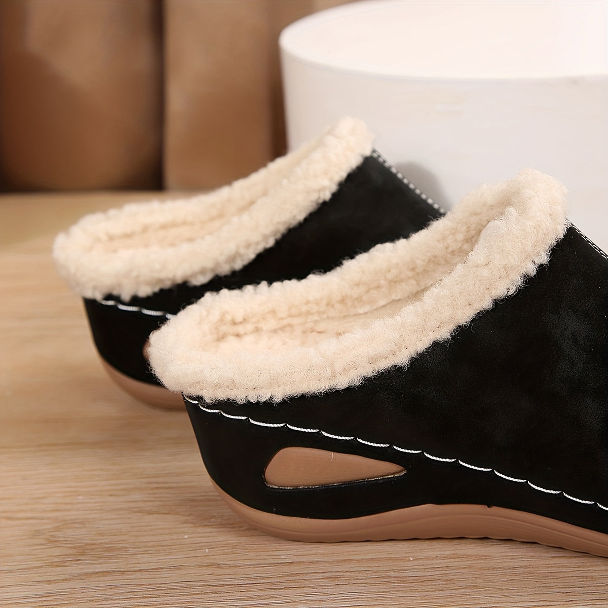 Warme Damen-Slipper mit Plateausohle – Ansicht 15