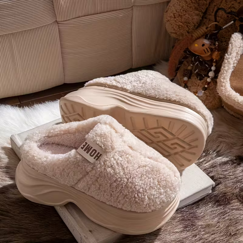 Weiche Damen-Pantoffeln mit dicker Sohle – Ansicht 2