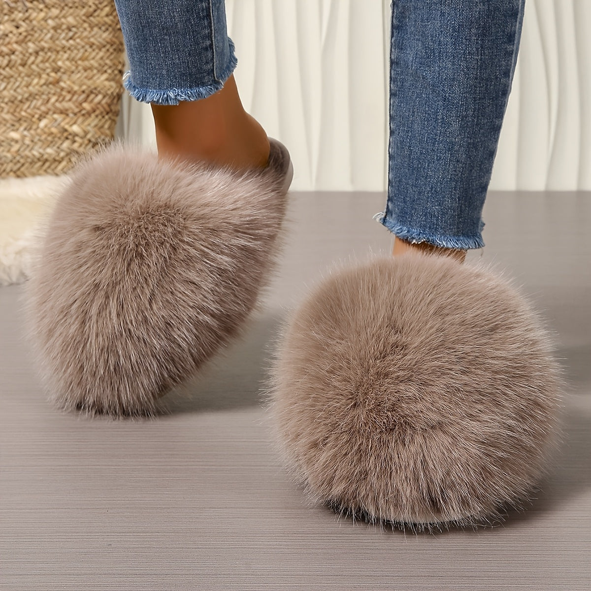 Elegante flauschige Damen-Pantoffeln – Ansicht 12
