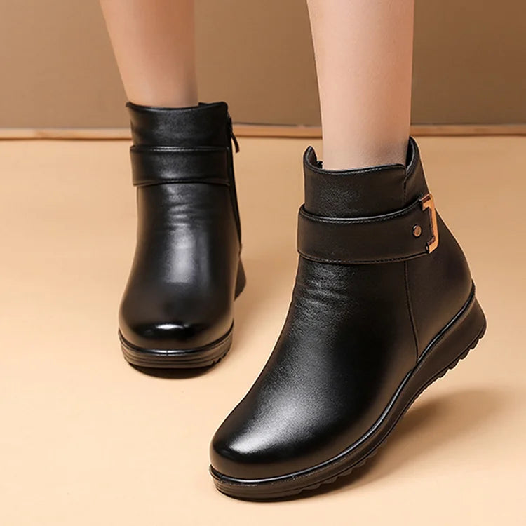 Warme schwarze Damen-Stiefeletten – Ansicht 6