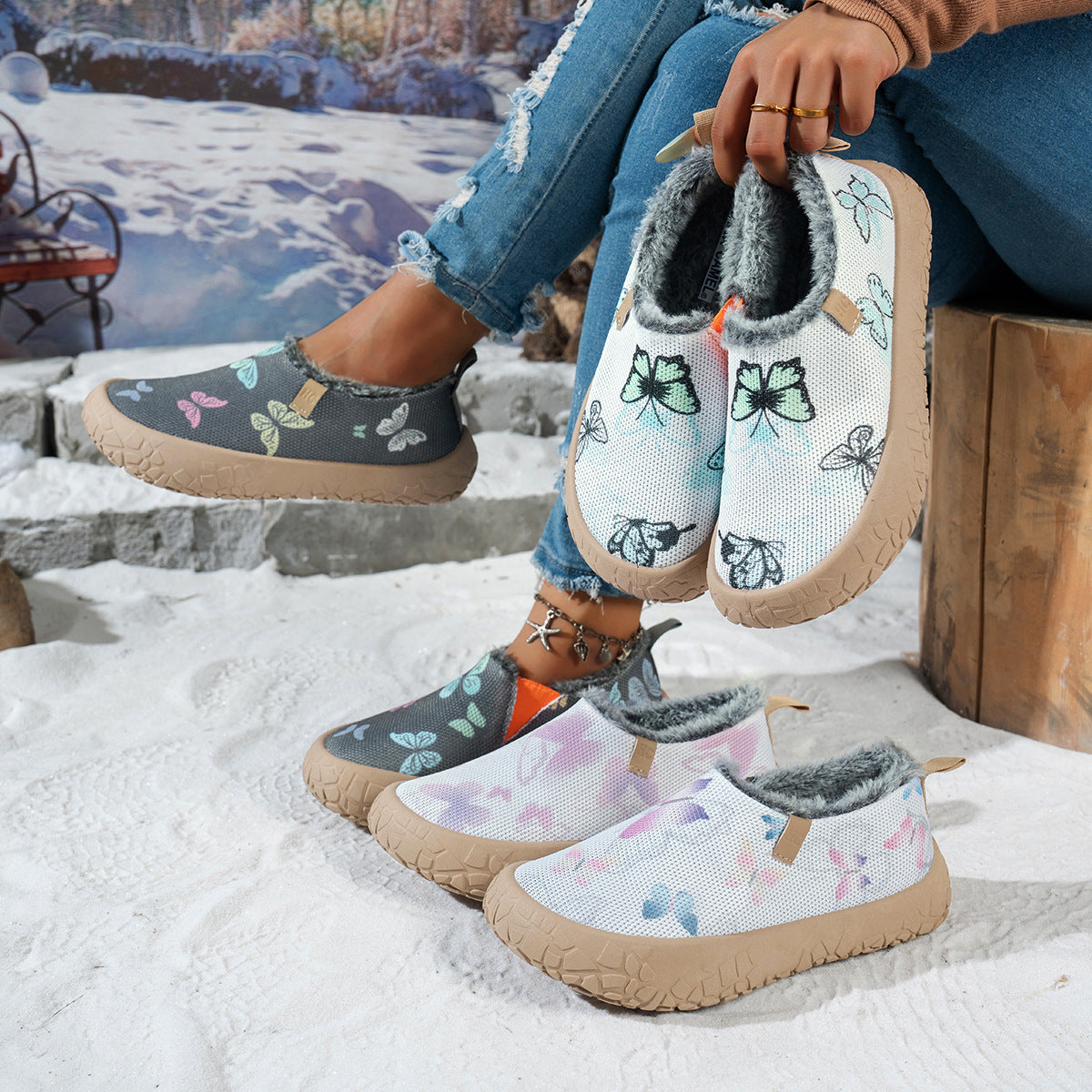 Warme Damen-Winterslipper mit Schmetterlingsmotiv und Fleecefutter – Ansicht 4