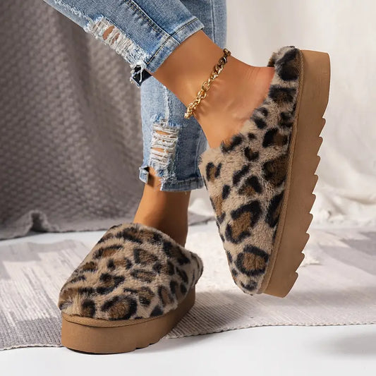Warme Damen-Winterpantoffeln mit Plateausohle – Ansicht 1